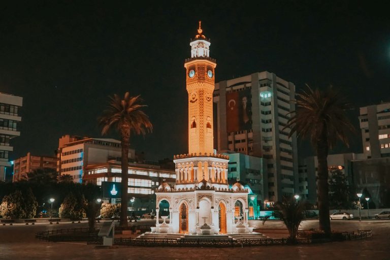 İzmir Saat Kulesi